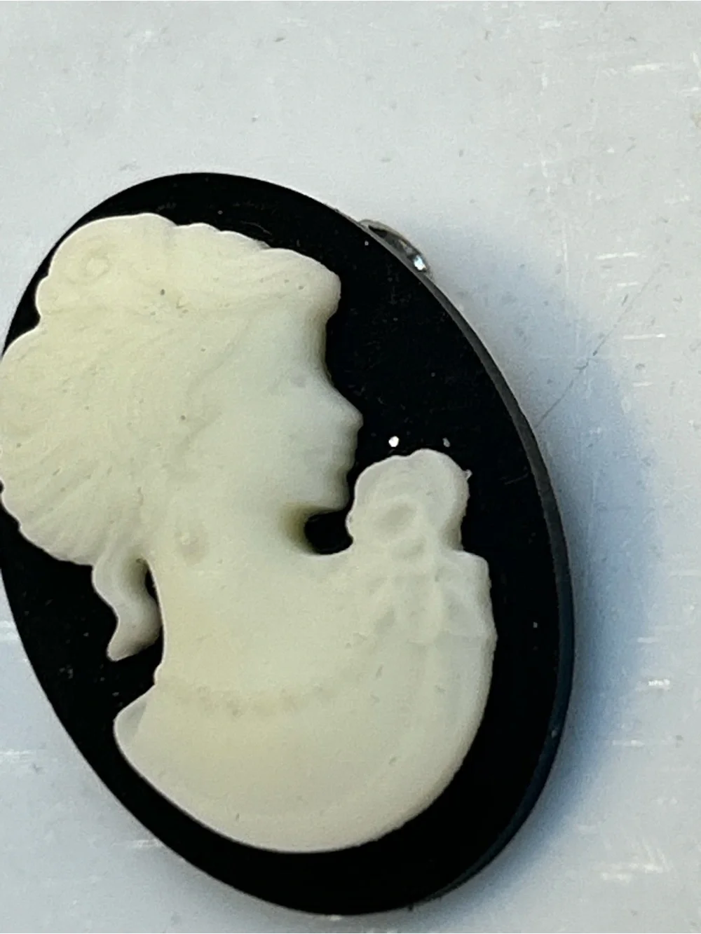 Classic Black and White Cameo Brooch plastic mini pin